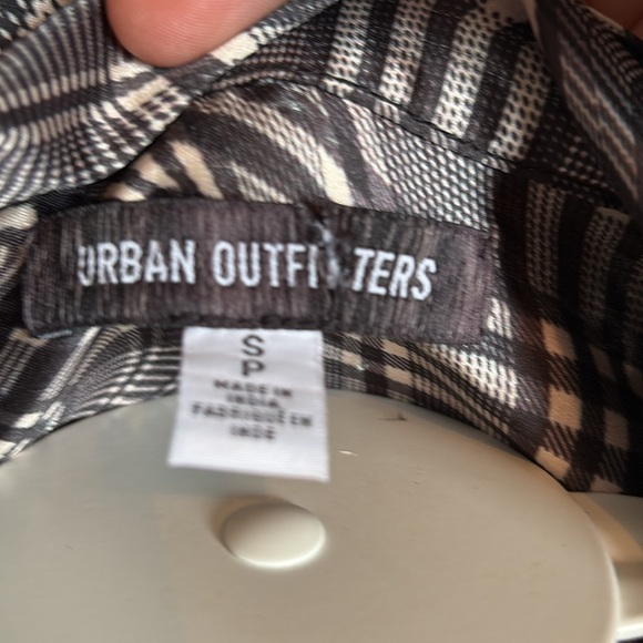 Urban outfitters Supernova Souvenir button down shirt. Worn once. Perfect shape. - Picture 7 of 10
